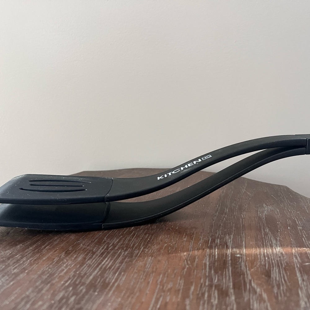 Kitchen HQ Black silicone double spatula tongs